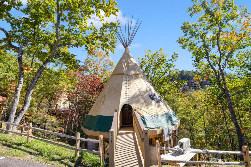 Buffalo Run Tepee