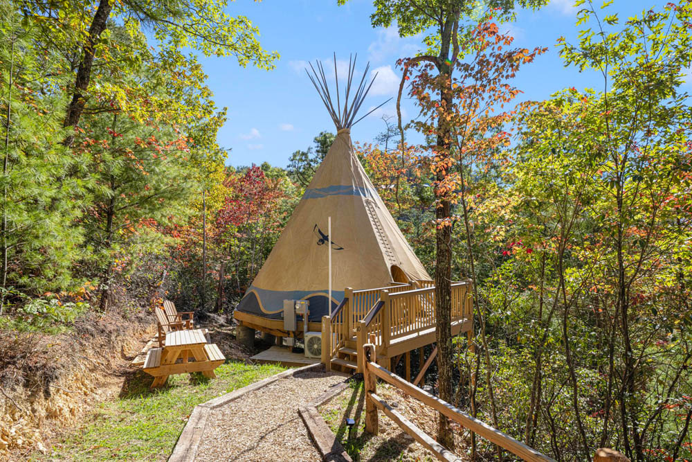 flyin free tepee